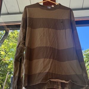 Undefeated striped green men's long sleeve shirt. Size large. 100% cotton.